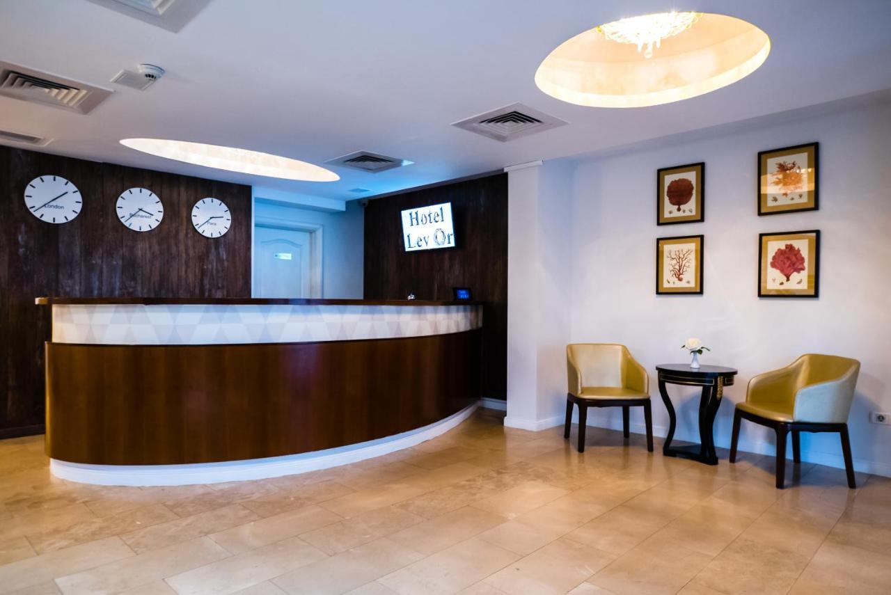 Best Western Hotel Lev Or I Bukarest Eksteriør billede