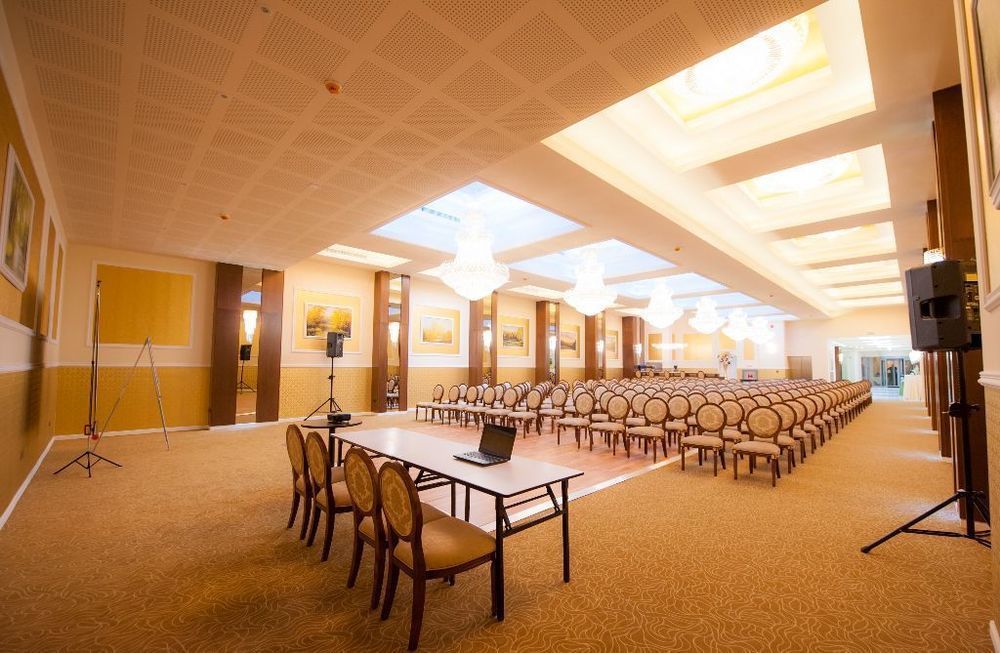 Best Western Hotel Lev Or I Bukarest Eksteriør billede